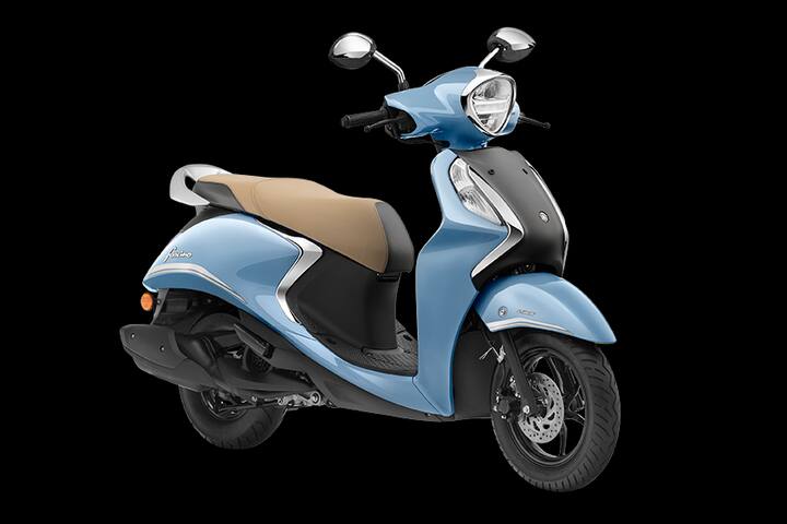 यामाहा फ़सिनो 125 भी एक बेहतर ऑप्शन है. यह स्कूटर 125 cc इंजन से लैस है, जो 8.04 bhp का आउटपुट जनरेट करने में सक्षम है. इसे दिसंबर 2019 में लॉन्च किया गया था. माइलेज की बात करें तो 50 किमी प्रति लीटर तक का है. इसकी एवरेज प्राइस 81,975 रुपये एक्स-शोरूम है.