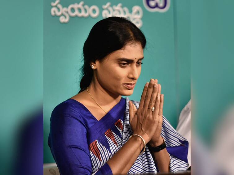 YS Sharmila Andhra Pradesh CM Jagan Reddy's Sister Set To Join Congress Andhra Pradesh CM Jagan Reddy's Sister YS Sharmila Set To Join Congress