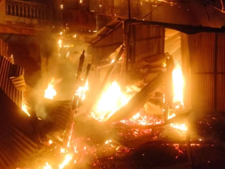 2 people died in firecracker factory explosion in Virudhunagar Virudhunagar Fire Accident: தமிழ்நாட்டில் மீண்டும் பயங்கரம் : விருதுநகர் பட்டாசு ஆலை வெடி விபத்தில் 2 பேர் உயிரிழப்பு