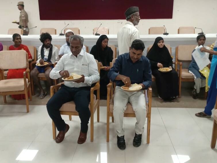 Tirupattur District Officer sat and had food with the differently abled - TNN மாற்றுத்திறனாளிகளுடன் அமர்ந்து உணவு...மக்களை கவர்ந்த மாவட்ட ஆட்சியர்