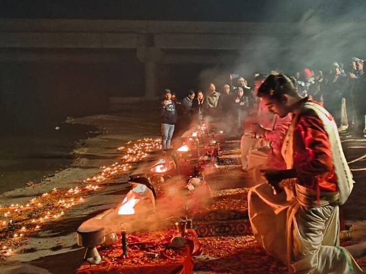 bareilly ganga aarti started at Chaubari Ghat of Ramganga on New Year ann Bareilly Ganga Aarti: वाराणसी, हरिद्वार की तरह नाथ नगरी बरेली में भी होगी गंगा आरती, नए साल से चौबारी घाट पर हुआ आयोजन