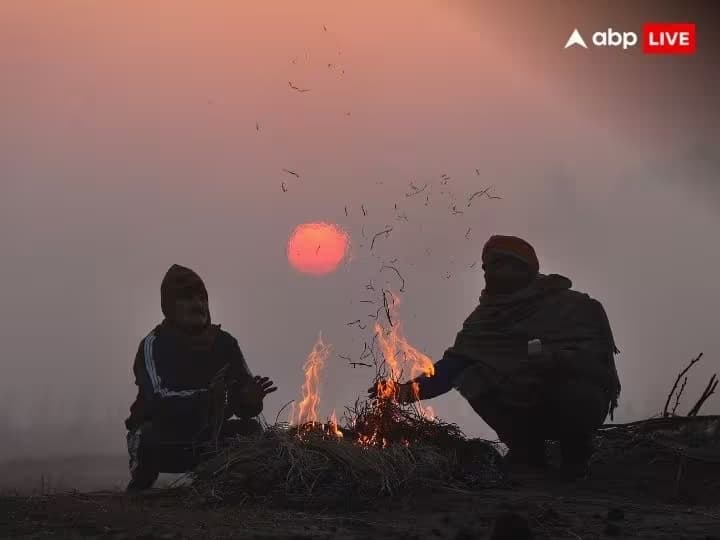 Rajasthan Udaipur Weather Update today IMD Forecast Possibility of severe cold in January ANN Udaipur Weather: उदयपुर में घने कोहरे से नए साल का आगाज, कड़ाके की ठंड ने बढ़ाई परेशानी, जानें जनवरी में ये रहेगा मौसम का मिजाज