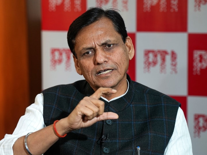 BJP Reaction: I.N.D.I.A में CM नीतीश के संयोजक बनाए जाने की चर्चा पर नित्यानंद राय की दो टूक- इससे कोई फर्क नहीं पड़ता BJP leader Nityanand Rai reaction on discussion of making CM Nitish Kumar convenor of I.N.D.I.A BJP Reaction: I.N.D.I.A में CM नीतीश के संयोजक बनाए जाने की चर्चा पर नित्यानंद राय की दो टूक- इससे कोई फर्क नहीं पड़ता