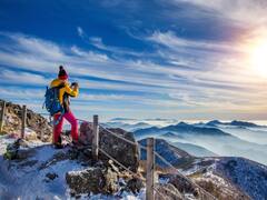 विदेश यात्रा के लिए आप सस्ते में यहां से खरीद सकते हैं ऑनलाइन E-Sim, 200 से ज्यादा देशों में करेगा काम