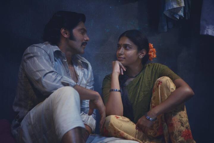 சார்பட்டா பரம்பரை படத்தில் மாரியம்மாவாக நடித்து ரசிகர்களை கவர்ந்தவர் துஷாரா விஜயன்.