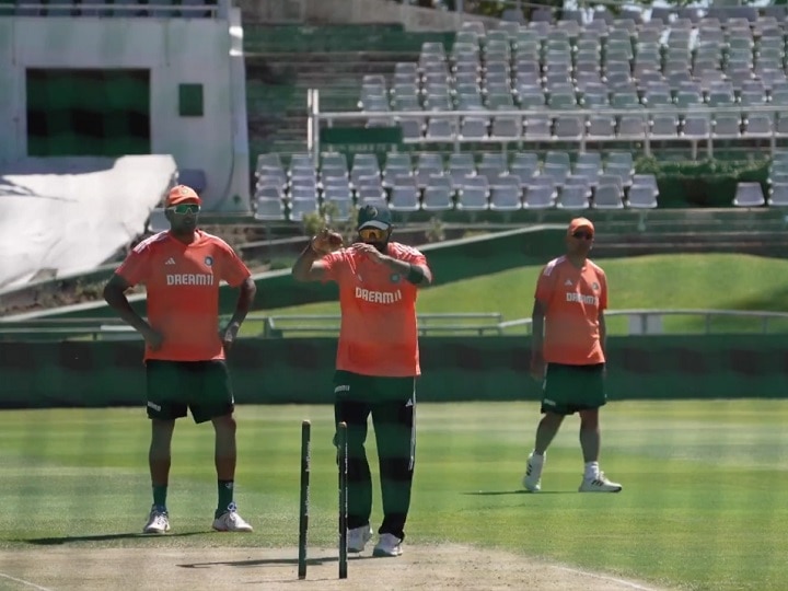 Jasprit Bumrah Imitates R Ashwin Bowling Action In Practice Session ...