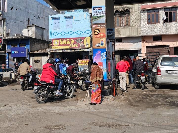 Situation getting normal in Uttarakhand after Truck Driver call off Strike ANN Truck Driver Strike: हड़ताल खत्म होने से उत्तराखंड में हालात हो रहे सामान्य, पेट्रोल पंपों पर मिलने लगा फ्यूल