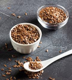 Flax Seeds: ਖੁਰਾਕ 'ਚ ਭੁੰਨੇ ਹੋਏ ਅਲਸੀ ਦੇ ਬੀਜ ਸ਼ਾਮਲ ਕਰਦੇ ਹੋ, ਤਾਂ ਸਰੀਰ ਨੂੰ ਮਿਲ ਸਕਦੇ ਅਣਗਿਣਤ ਫਾਇਦੇ