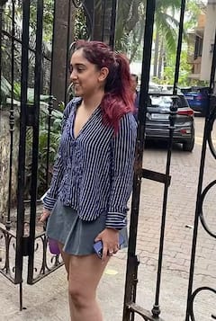 Ira Khan Wedding: લગ્નના ફન્કશન બાદ શૉર્ટ ડ્રેસમાં હૉટેસ્ટ ગર્લ લાગી ઇરા ખાન, ચહેરા પર દેખાયો વેડિંગ ગ્લૉ