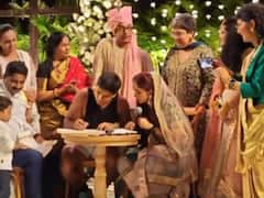 Ira-Nupur Wedding: गोल्डन डिजाइनर आउटफिट में बला की खूबसूरत लगीं आयरा खान... शेरवानी में खूब जचे नुपुर शिखरे, यहां देखें लेटेस्ट तस्वीरें