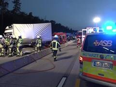 Hit And Run law Case: पूरे देश में हिट-एंड-रन कानून पर मच रहा बवाल! जानें US कनाडा समेत दूसरे देशों में क्या है हाल