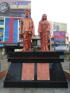 Savitribai phule jayanti 2024 : सावित्रीबाई फुले यांची आज जयंती, वाचा शिक्षण क्षेत्रात क्रांती घडवणाऱ्या सावित्रीबाई यांची कारकीर्द!