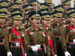 गणतंत्र दिवस परेड में पहली बार आर्मी, नेवी, एयरफोर्स का जॉइंट महिला दस्ता, बीटिंग रिट्रीट होगी स्वदेशी 