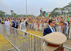 Photo: केरल में फूलों की बारिश कर हुआ पीएम मोदी का स्वागत, रैली में क्या कुछ बोले?