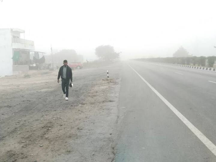 Udaipur Dense fog Today flights and trains canceled due to lack of visibility Rajasthan Ann Udaipur News: उदयपुर में आज दूसरे दिन भी घना कोहरा, विजिबिलिटी नहीं होने कारण फ्लाइट्स और ट्रेनें हुईं रद्द