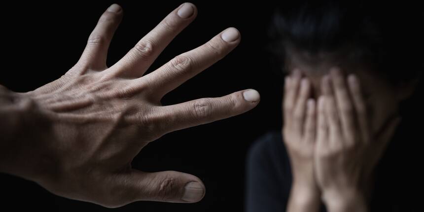 Bombay High Court Stalking, Abusing May Be Annoying Molestation: ਹਾਈਕੋਰਟ ਦਾ ਵੱਡਾ ਫੈਸਲਾ; ਕੁੜੀ ਦਾ ਪਿੱਛਾ ਕਰਨਾ, ਧੱਕਾ ਮਾਰਨਾ ਨਹੀਂ ਮੰਨਿਆ ਜਾਵੇਗਾ ਛੇੜਛਾੜ ਦਾ ਗੁਨਾਹ