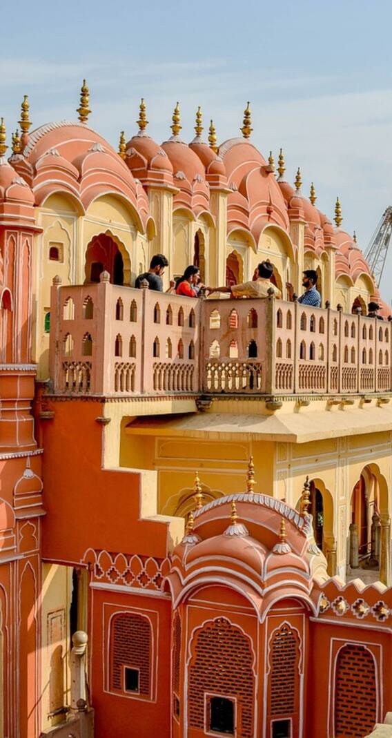 अलाउद्दीन खिलजी ने चित्तौड़ का नाम बदल कर क्या रखा ?