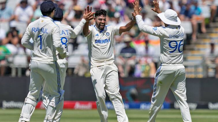 IND vs SA 2nd Test Highlights South Africa All Out For 55 Runs Newlands Cricket Ground Mohammed Siraj 6 Wicket Haul IND vs SA 2nd Test: বিধ্বংসী সিরাজের ৬ শিকার, লজ্জার রেকর্ড গড়ে মাত্র ৫৫ রানেই অল আউট দক্ষিণ আফ্রিকা