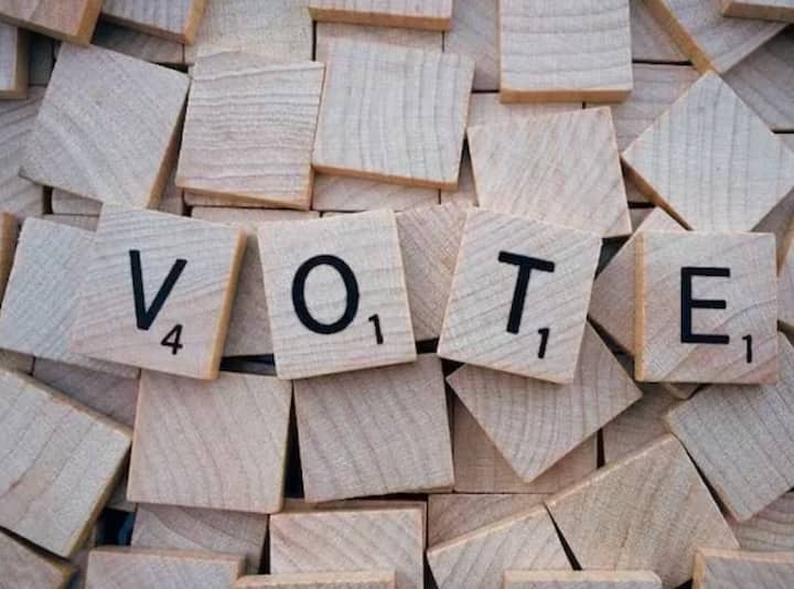 2024 ਨੂੰ ਚੋਣ ਸਾਲ ਵੀ ਕਿਹਾ ਜਾ ਸਕਦਾ ਹੈ, ਕਿਉਂਕਿ ਇਸ ਸਾਲ ਦੁਨੀਆ ਦੇ 60 ਦੇਸ਼ਾਂ ਵਿੱਚ ਚੋਣਾਂ ਹੋਣ ਜਾ ਰਹੀਆਂ ਹਨ।