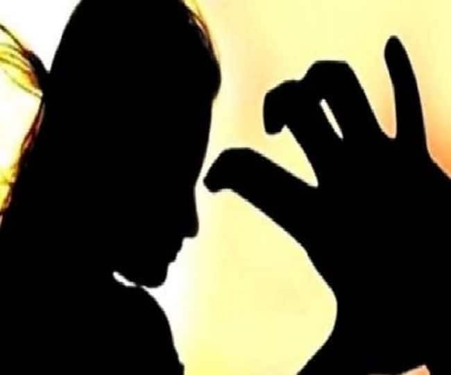 5 accused arrested in case of molestation of female students in Naswadi of Choteudepur Student Molestation: વિદ્યાર્થિનીની છેડતીના મામલે  પોલીસની તાબડતોબ કાર્યવાહી,  ત્રણની ધરપકડ, હજું એક ફરાર