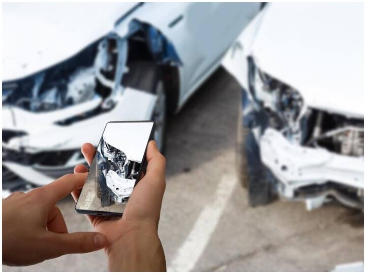 अगर टाइम स्पेसिफिक देखें तो शाम 6 बजे से रात 9 बजे तक सबसे ज्यादा एक्सीडेंट होते हैं. इस वक्त 20.2 फीसदी एक्सीडेंट होते हैं.