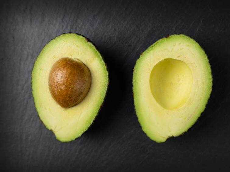 Can you say goodbye to sugar if you eat an avocado a day What the latest study says Avocado Health Benefits : రోజుకో అవకాడో తింటే షుగర్‌కు గుడ్ బై చెప్పొచ్చా, తాజా అధ్యయనంలో ఏం తేలింది?