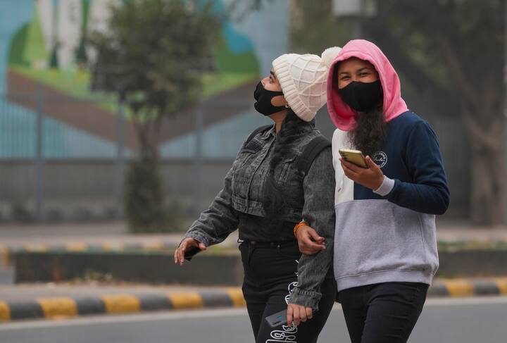 हरियाणा के अंबाला में सामान्य से 1.7 डिग्री कम तापमान रहा. अधिकतम तापमान 15.8 डिग्री दर्ज किया गया. हिसार में सामान्य से 6.8 डिग्री कम तापमान रहा.अधिकतम तापमान 12 डिग्री दर्ज किया गया.नारनौल में सामान्य से 6 डिग्री कम तापमान रहा.अधिकतम तापमान 14 डिग्री दर्ज किया गया. रोहतम में सामान्य से 5.8 डिग्री कम तापमान रहा. अधिकतम तापमान 13.3 डिग्री दर्ज किया गया. वहीं चंडीगढ़ में सामान्य से 1.1 डिग्री कम तापमान रहा. अधिकतम तापमान 17.1 डिग्री दर्ज किया गया.