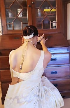 Pavitra Punia Looks Elegant In Ivory-Coloured Saree; See Pics