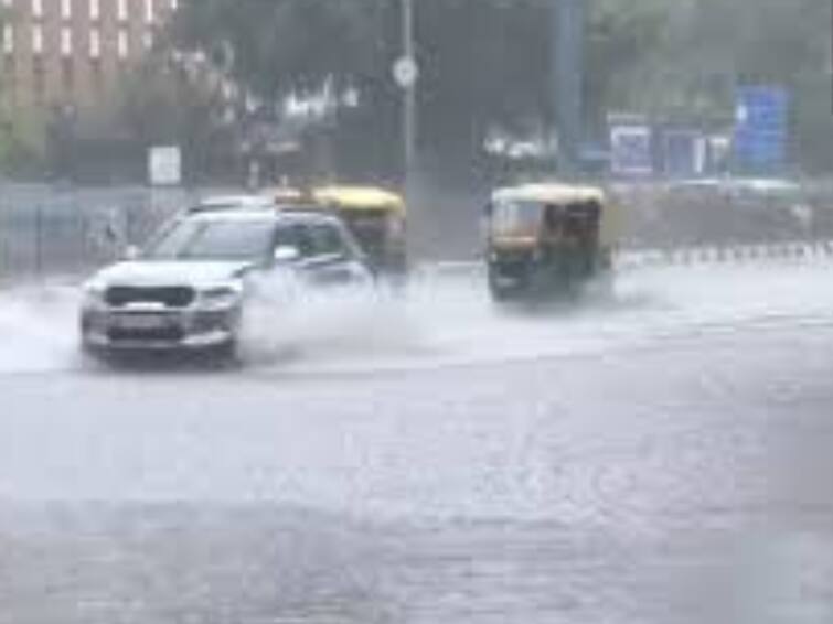 Tamil Nadu is likely to receive rain in the next three hours Rain Alert: தமிழகத்தில் மாலை 7 மணி வரை மிதமான மழைக்கு வாய்ப்பு... எந்தெந்த மாவட்டங்களில் தெரியுமா?