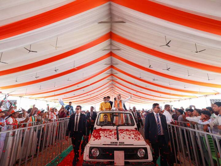 During his trip, PM Modi interacted with beneficiaries of various central government schemes, including Ayushman Bharat, PM-KISAN, PM-AWAS, and Kisan Credit Cards.  (Image Source: X/@narendramodi)