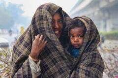 Delhi Weather: 'दिल्ली में बस स्नोफॉल होना बाकी है... ', राजधानी के मौसम पर लोगों ने शेयर किए शानदार मीम्स