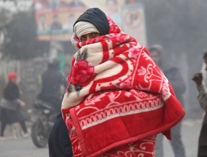 मौसम पूर्वानुमान एजेंसी ने कहा कि पश्चिमी उत्तर प्रदेश, पंजाब, हरियाणा, चंडीगढ़, मध्य प्रदेश और राजस्थान के अधिकांश हिस्सों में न्यूनतम तापमान 4-8 डिग्री सेल्सियस रहा है.