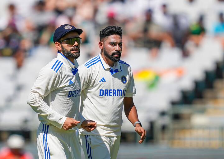 মাত্র ৫৫ রানে প্রথম ইনিংস শেষ হয়ে যায় দক্ষিণ আফ্রিকার। নির্বাসন কাটিয়ে আন্তর্জাতিক ক্রিকেটে ফেরার পর এটাই টেস্টে দক্ষিণ আফ্রিকার সর্বনিম্ন রানের ইনিংস।