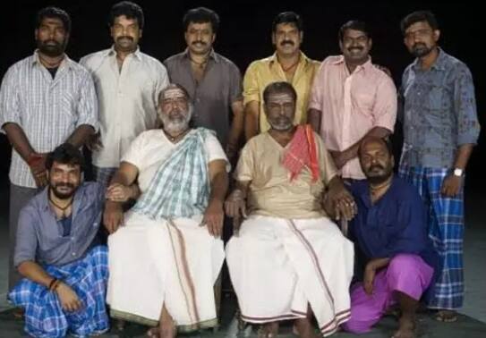குடும்ப கதையையும், பங்காளிகளுக்கு இடையே ஏற்படும் முதலையும் மிகவும் நேர்த்தியாக காட்சிபடுத்திய இப்படம் தமிழ்நாடு அரசின் சிறந்த திரைப்படத்திற்கான இரண்டாம் விருதை பெற்றது.