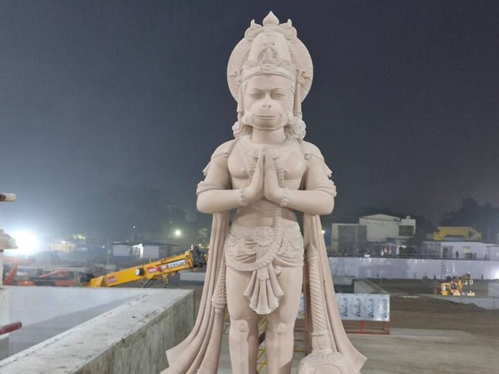 The Mandir is in the traditional Nagar style. (Image Source: Manogya Lohewal)