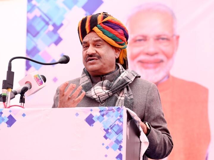 Lok Sabha Speaker Om Birla Kota Visit Participate in Viksit Bharat Sankalp Yatra ann Rajasthan: कोटा पहुंचे लोकसभा स्पीकर ओम बिरला, बोले- 'गांवों के विकास के लिए नहीं होने देंगे पैसे की कमी'