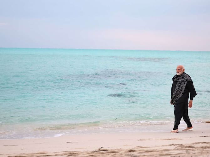 Snorkeling, Walk On Beach — A Look At PM Modi's 'Moments Of Pure Bliss' In  Lakshadweep