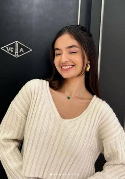 ਹਾਲ ਹੀ 'ਚ ਅਨੁਸ਼ਕਾ ਸੇਨ ਨੇ ਸੋਸ਼ਲ ਮੀਡੀਆ 'ਤੇ ਆਪਣੇ ਤਾਜ਼ਾ ਹੌਟ ਫੋਟੋਸ਼ੂਟ ਦੀਆਂ ਤਸਵੀਰਾਂ ਸ਼ੇਅਰ ਕਰਕੇ ਲੋਕਾਂ ਨੂੰ ਆਪਣੀ ਖੂਬਸੂਰਤੀ ਦਾ ਕਾਇਲ ਕੀਤਾ ਹੈ। ਹਾਲ ਹੀ 'ਚ ਉਸ ਨੇ ਆਪਣੀਆਂ ਕੁਝ ਤਸਵੀਰਾਂ ਅਪਲੋਡ ਕਰਕੇ ਆਪਣੇ ਪ੍ਰਸ਼ੰਸਕਾਂ ਨੂੰ ਦੀਵਾਨਾ ਬਣਾ ਦਿੱਤਾ ਹੈ। ਦੇਖੋ ਅਨੁਸ਼ਕਾ ਸੇਨ ਦਾ ਹੋਸ਼ ਉੱਡਾ ਦੇਣ ਵਾਲਾ ਅੰਦਾਜ਼...