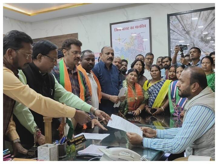 Chhattisgarh BJP councilors brought no-confidence motion against Corporation President Kavita Sahu ann Chhattisgarh: बीजेपी पार्षदों ने निगम अध्यक्ष कविता साहू के खिलाफ लाया अविश्वास प्रस्ताव, लगाए कई आरोप