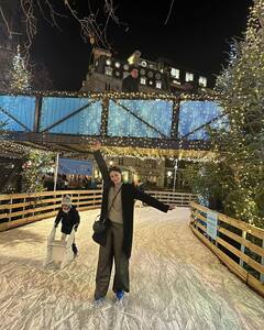 Ananya Panday Pics: अनन्या पांडे ने फैंस को दिखाई लंदन वेकेशन की झलक, लोग बोले- 'आदित्य रॉय कपूर अच्छी फोटोग्राफी'