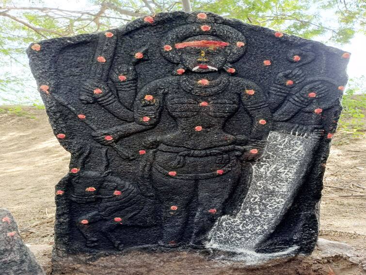 Ulundurpet Tamil Nadu oldest Kotravai sculpture with 6th century inscription discovered - TNN உளுந்தூர்பேட்டை அருகே 6ம் நூற்றாண்டு வட்டெழுத்துடன் கூடிய தமிழகத்தின் மிகத் தொன்மையான கொற்றவை சிற்பம் கண்டுபிடிப்பு