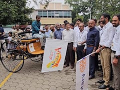 கோவையில் நடந்த பழங்கால கார்கள் கண்காட்சி..சுற்றிப்பார்த்த பொது மக்கள்!