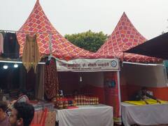 In Pics: वाराणसी में खादी के सामान को लेकर दिखा जबरदस्त क्रेज, मेले में हुई 5 करोड़ की ख़रीददारी, देखें- तस्वीरें