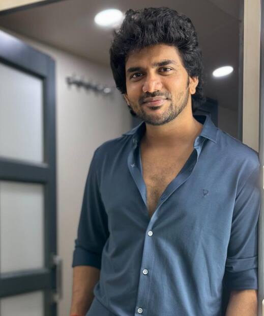 பிக் பாஸ் சீசன் 3இல் 5 இலட்சம் பணப்பெட்டியுடன் வீட்டை விட்டு வெளியேறினார் கவின்.