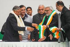 Haryana: अंबाला से चार बार के विधायक रहे निर्मल सिंह कांग्रेस में शामिल, बेटी ने भी थामा 'हाथ'