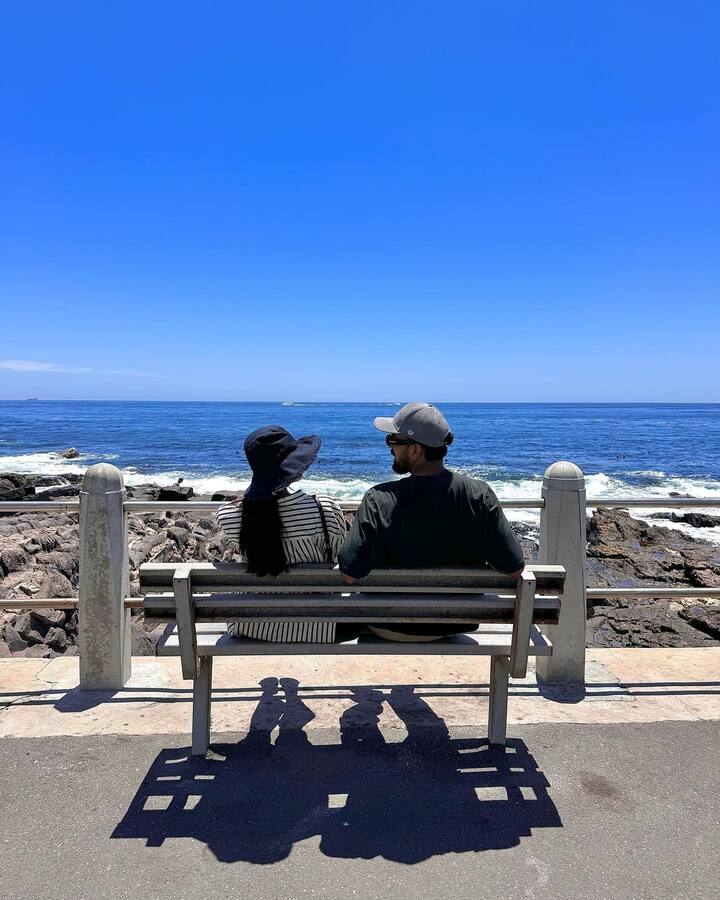 அத்யாவுடன் கே.எல்..இவர்களது இந்த புகைப்படங்கள் வைரலாகி வருகிறது.