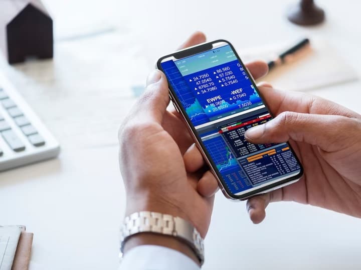 Demat Account: दिसंबर में बना रिकॉर्ड! सिर्फ एक महीने में खुल गए 41 लाख से अधिक डीमैट अकाउंट