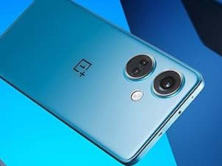 OnePlus Nord CE 3 5G: 25,000 के बजट में ये भी एक अच्छा फोन है. इसमें आपको 5000 एमएएच की बैटरी 80 वॉट के फास्ट चार्जिंग के साथ और 6.7 इंच की डिस्प्ले 120 hz के रिफ्रेश रेट के साथ मिलती है. स्मार्टफोन Qualcomm Snapdragon 782G प्रोसेसर पर काम करता है.