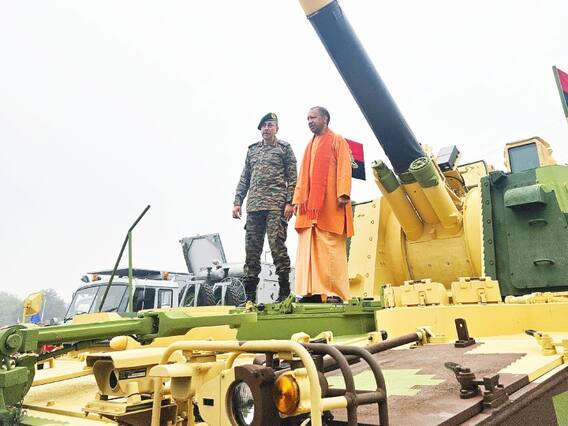 IN Pics: हाथ में राइफल और सामने निशाना, सेना के कार्यक्रम में दिखा सीएम योगी का अलग अंदाज