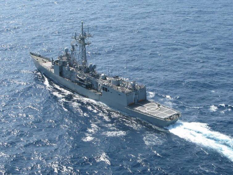 INS Chennai moves towards ship hijacked off Somalia coast Ship Hijack: 15 మంది భారత సిబ్బందితో ఉన్న షిప్ హైజాక్, రంగంలోకి INS చెన్నై